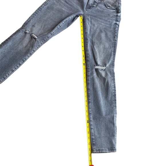 Cabi high skinny distressed jean gray blue size 2 - Picture 8 of 10